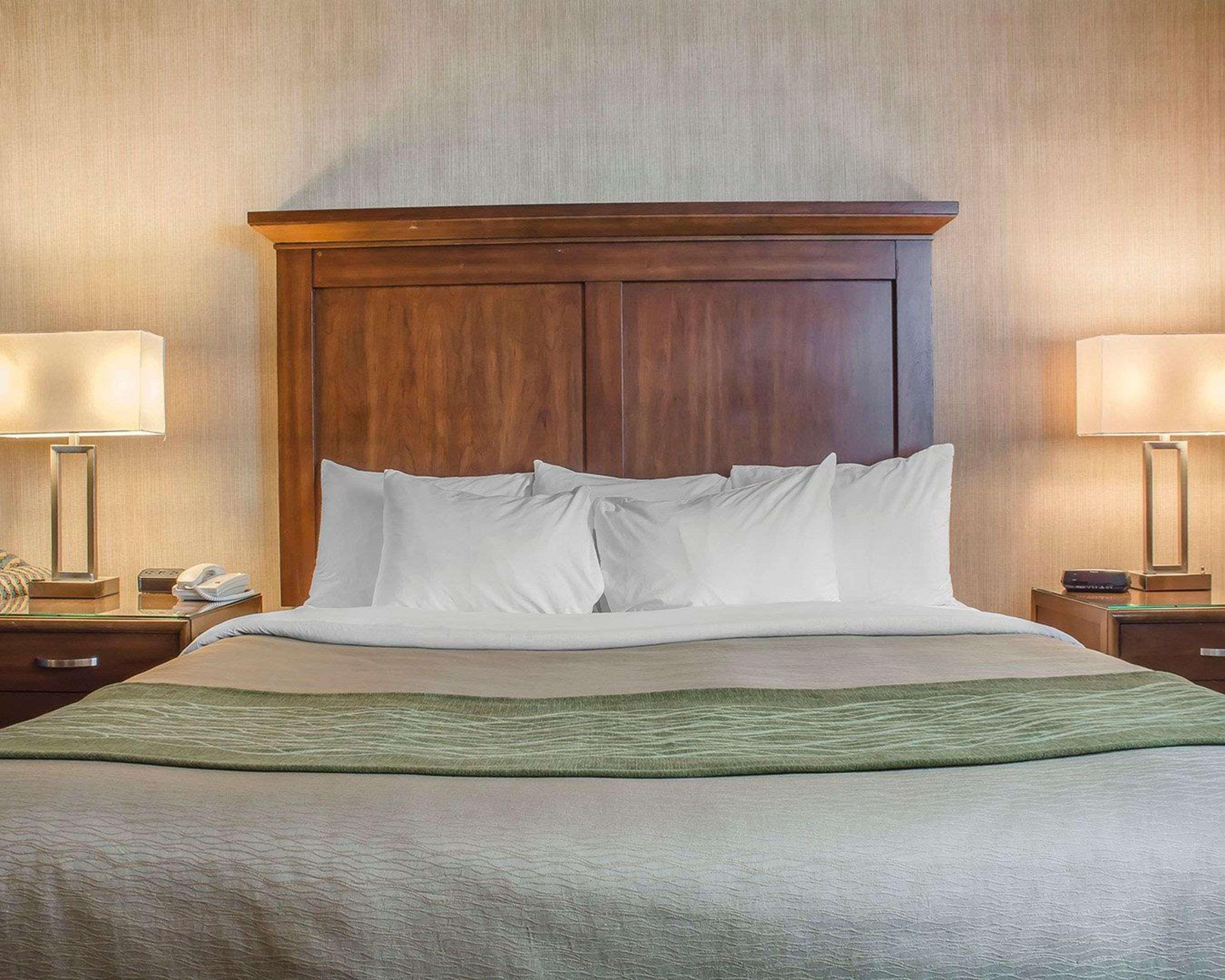 Comfort Inn Port Hope Buitenkant foto