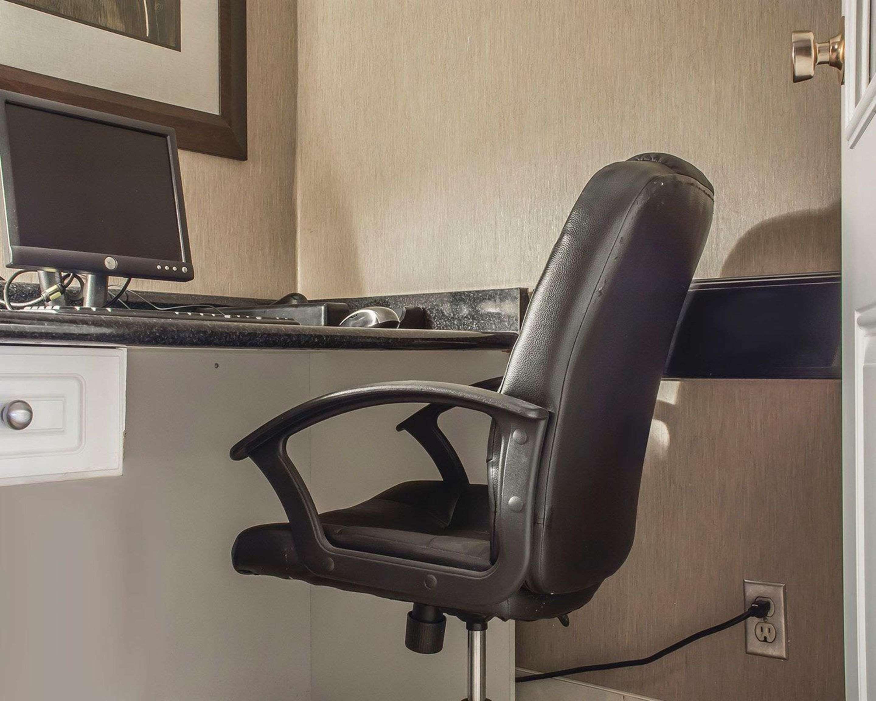 Comfort Inn Port Hope Buitenkant foto