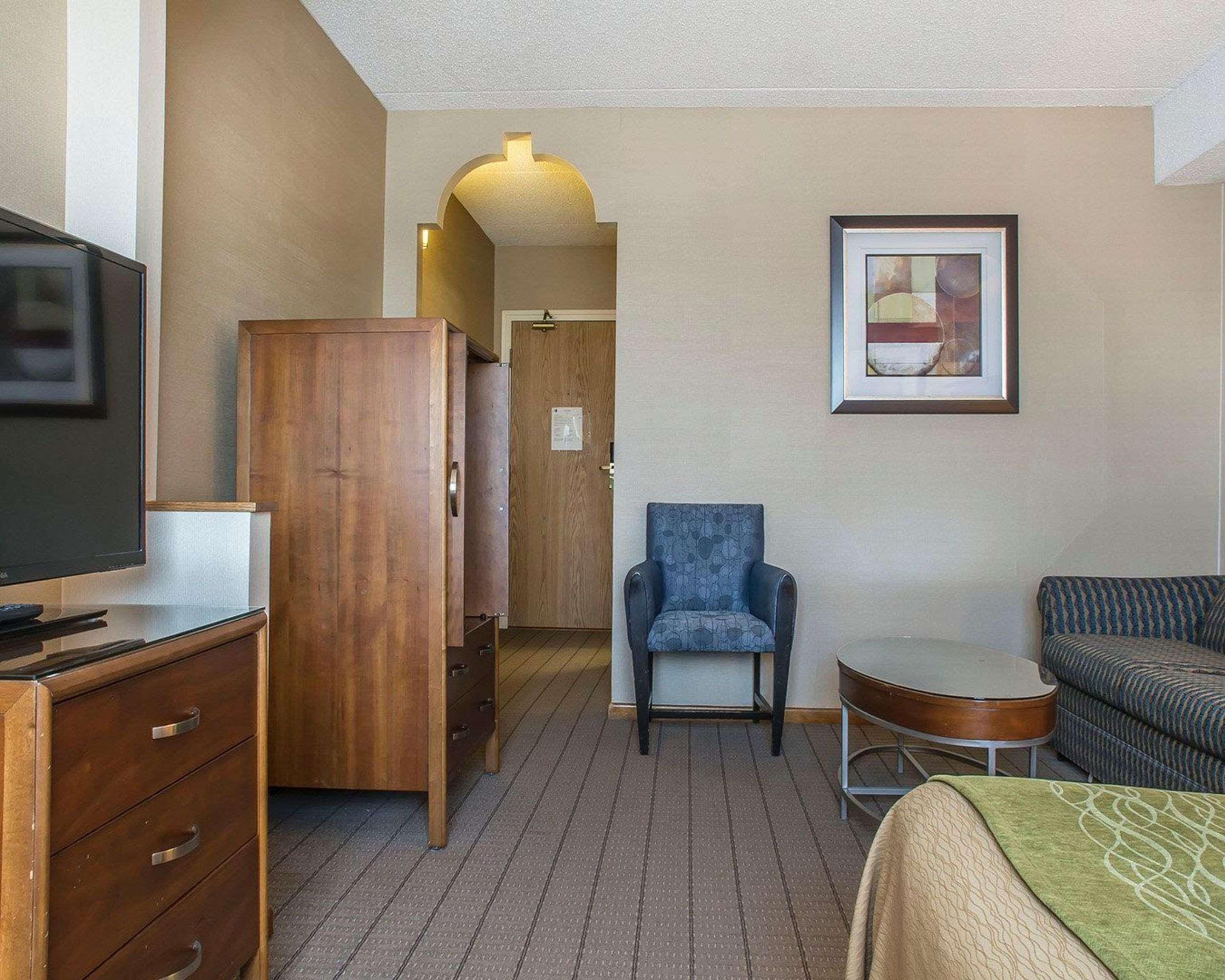 Comfort Inn Port Hope Buitenkant foto