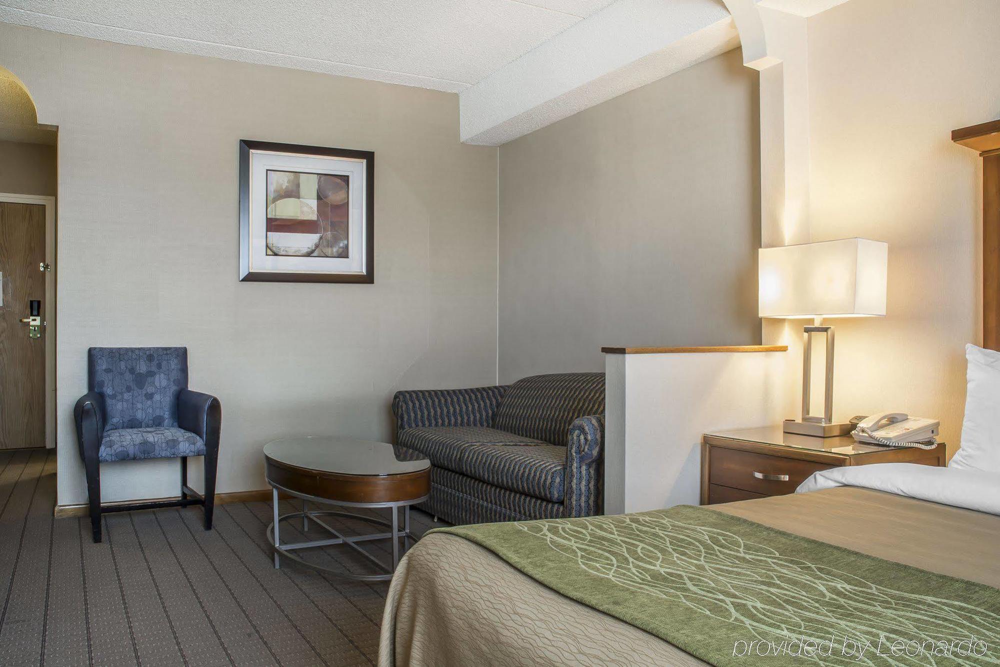 Comfort Inn Port Hope Buitenkant foto