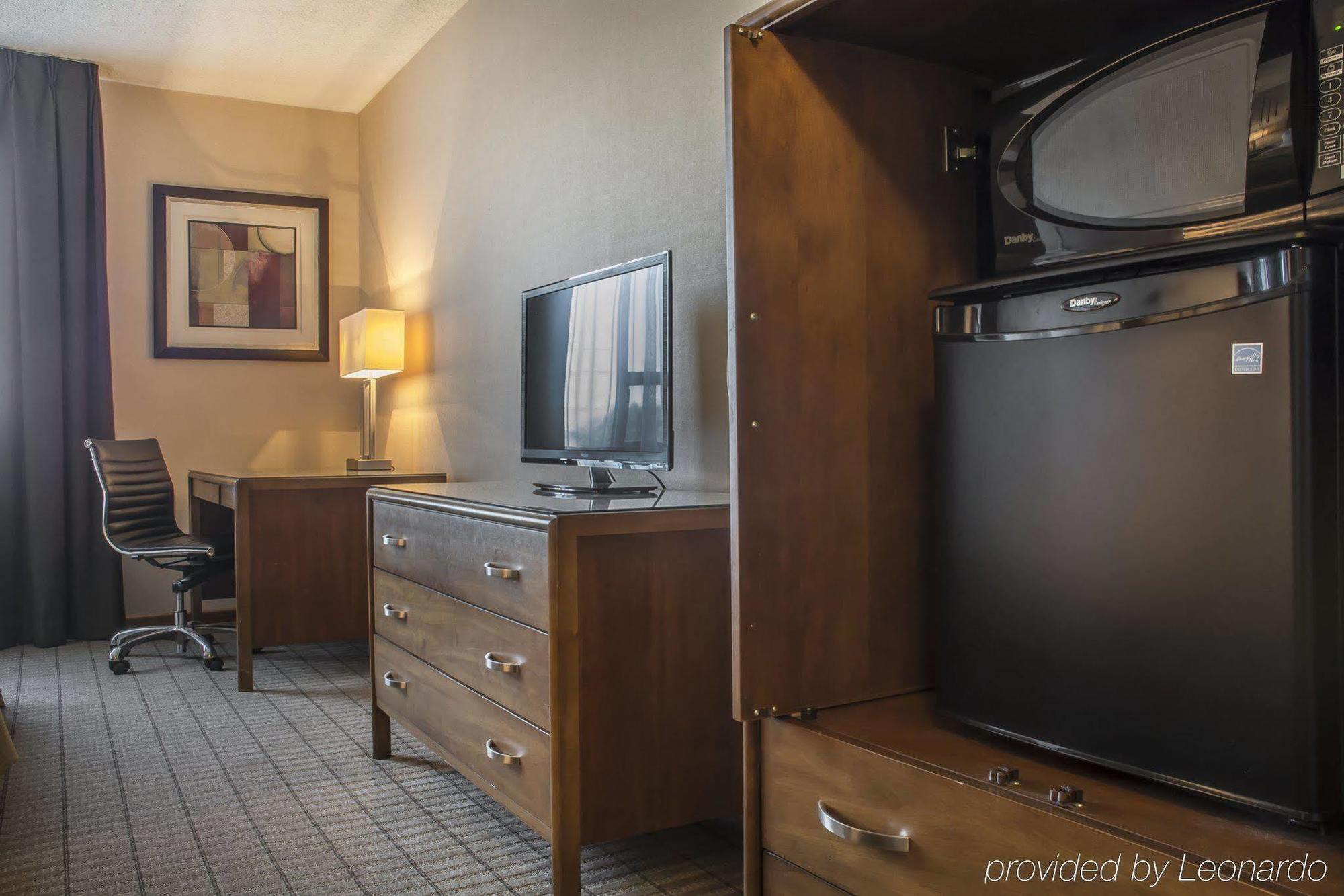 Comfort Inn Port Hope Buitenkant foto